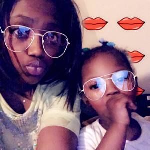 Meet your Posher, April